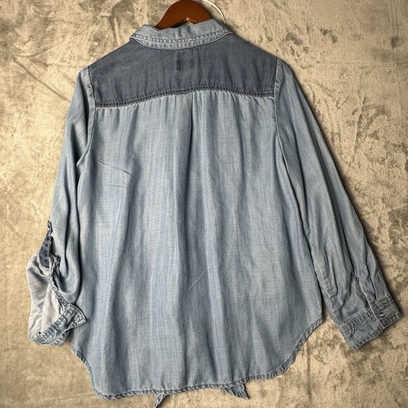 Chicos Blocked Denim Tie Front Jill Shirt Size 2 Large Lyocell Blue Western Boho - Picture 2 of 7